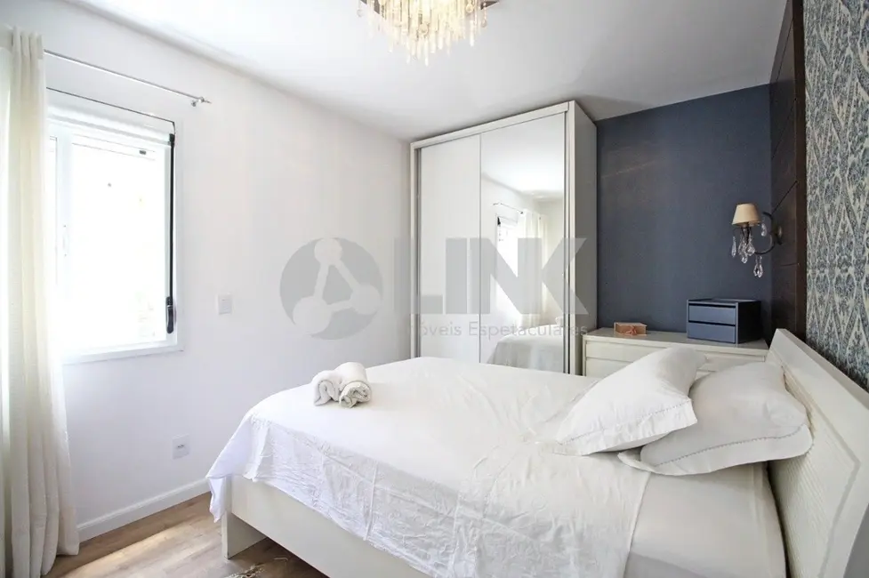 Apartamento com 2 quartos à venda, 72m2 em Auxiliadora, Porto Alegre - RS - imagem 7 Foto 7 de Apartamento com 2 quartos à venda, 72m2 em Auxiliadora, Porto Alegre - RS