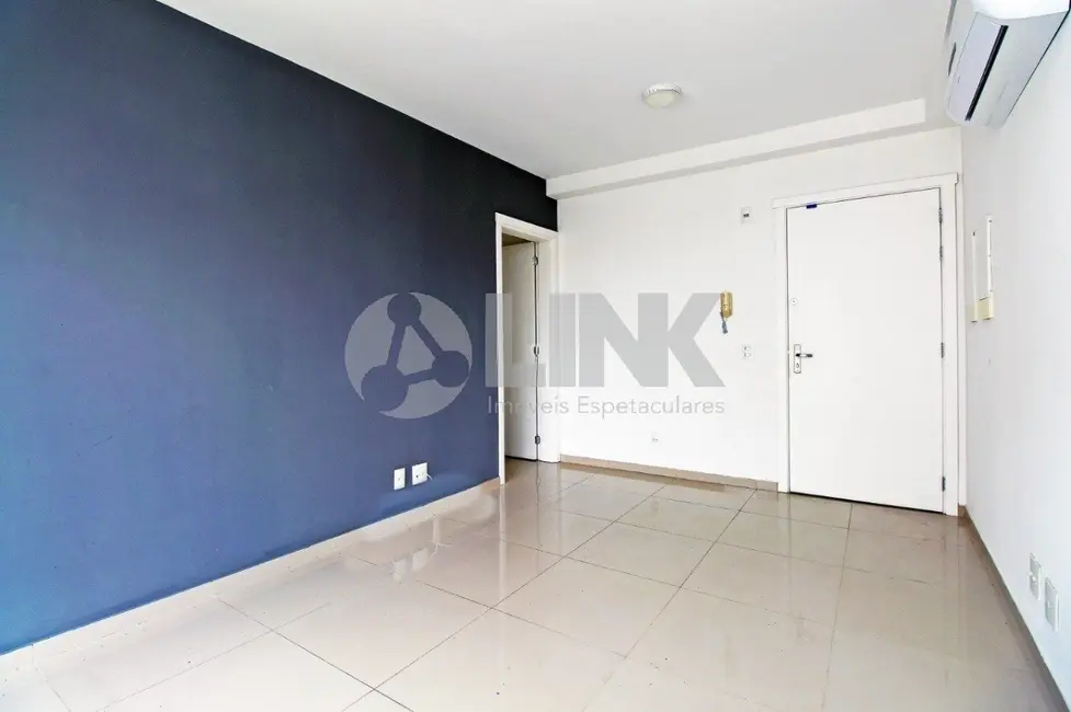 Apartamento com 2 quartos à venda, 69m2 em Passo da Areia, Porto Alegre - RS - imagem 4 Foto 4 de Apartamento com 2 quartos à venda, 69m2 em Passo da Areia, Porto Alegre - RS