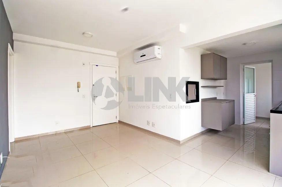 Apartamento com 2 quartos à venda, 69m2 em Passo da Areia, Porto Alegre - RS - imagem 3 Foto 3 de Apartamento com 2 quartos à venda, 69m2 em Passo da Areia, Porto Alegre - RS