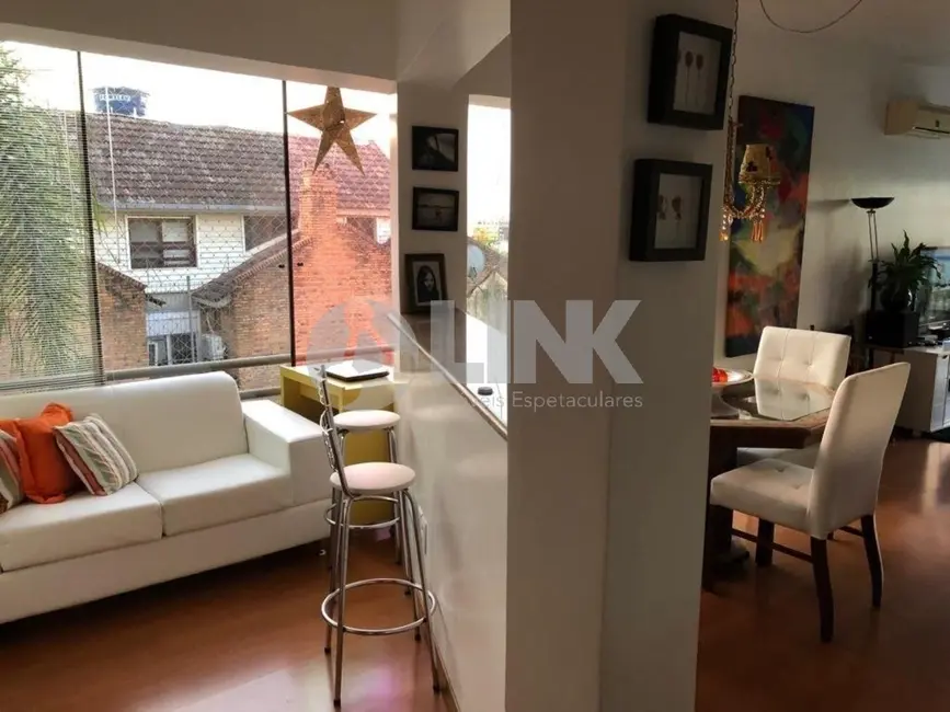 Apartamento com 2 quartos à venda, 78m2 em Menino Deus, Porto Alegre - RS - imagem 4 Foto 4 de Apartamento com 2 quartos à venda, 78m2 em Menino Deus, Porto Alegre - RS