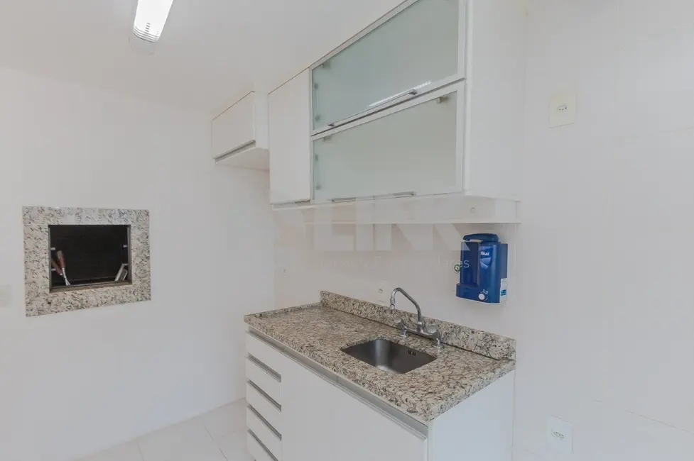 Apartamento com 2 quartos à venda, 62m2 em Passo da Areia, Porto Alegre - RS - imagem 6 Foto 6 de Apartamento com 2 quartos à venda, 62m2 em Passo da Areia, Porto Alegre - RS