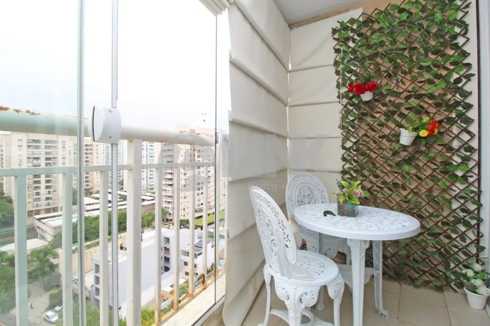 Foto 3 de Apartamento com 2 quartos à venda, 62m2 em Passo da Areia, Porto Alegre - RS