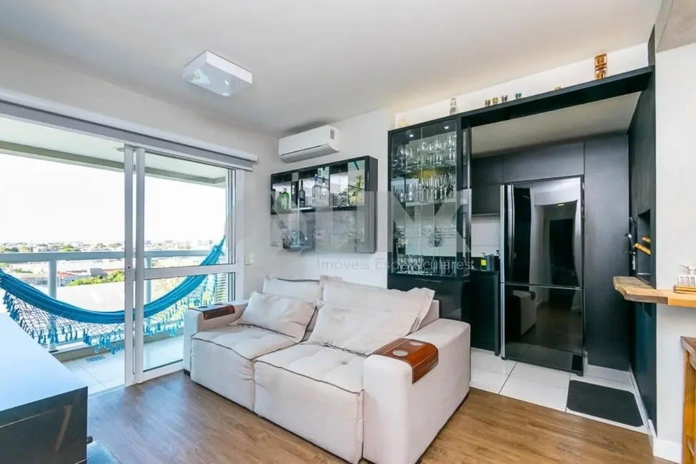 Foto 2 de Apartamento com 2 quartos à venda, 64m2 em São Geraldo, Porto Alegre - RS