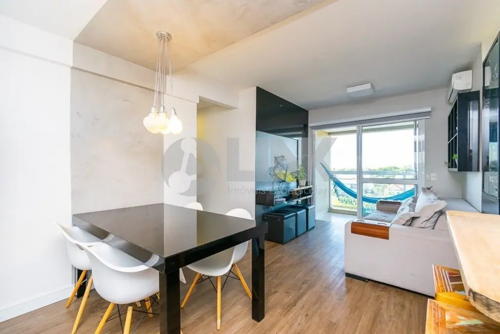 Foto 4 de Apartamento com 2 quartos à venda, 64m2 em São Geraldo, Porto Alegre - RS