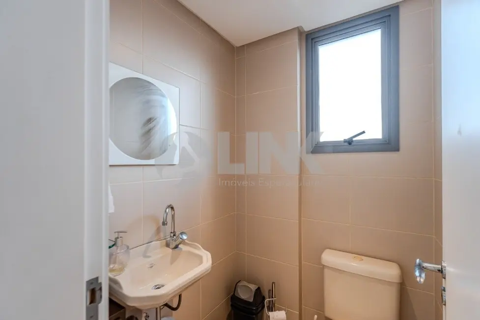 Apartamento com 1 quarto à venda, 56m2 em Bela Vista, Porto Alegre - RS - imagem 6 Foto 6 de Apartamento com 1 quarto à venda, 56m2 em Bela Vista, Porto Alegre - RS