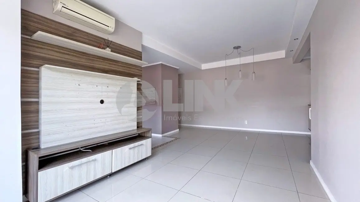 Apartamento com 3 quartos à venda, 84m2 em Passo da Areia, Porto Alegre - RS - imagem 3 Foto 3 de Apartamento com 3 quartos à venda, 84m2 em Passo da Areia, Porto Alegre - RS