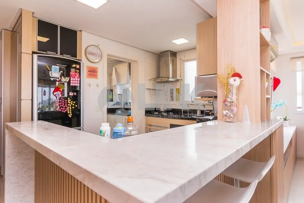 Apartamento com 2 quartos à venda, 77m2 em Petrópolis, Porto Alegre - RS - imagem 4 Foto 4 de Apartamento com 2 quartos à venda, 77m2 em Petrópolis, Porto Alegre - RS