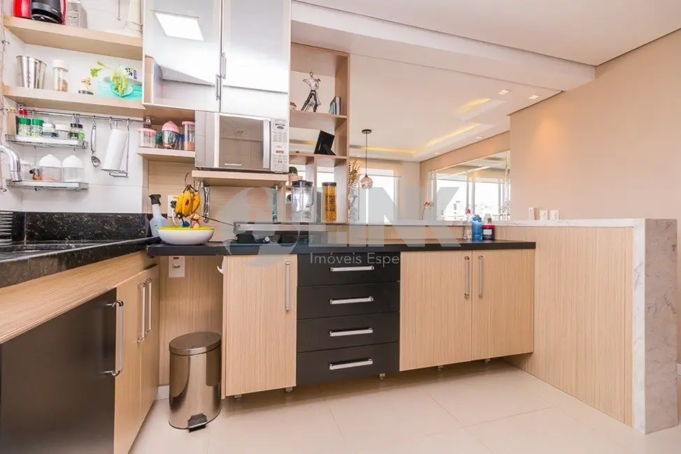 Apartamento com 2 quartos à venda, 77m2 em Petrópolis, Porto Alegre - RS - imagem 6 Foto 6 de Apartamento com 2 quartos à venda, 77m2 em Petrópolis, Porto Alegre - RS