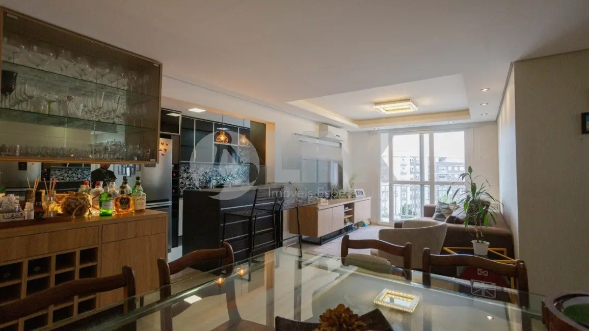 Foto 2 de Apartamento com 3 quartos à venda, 73m2 em Jardim Sabará, Porto Alegre - RS