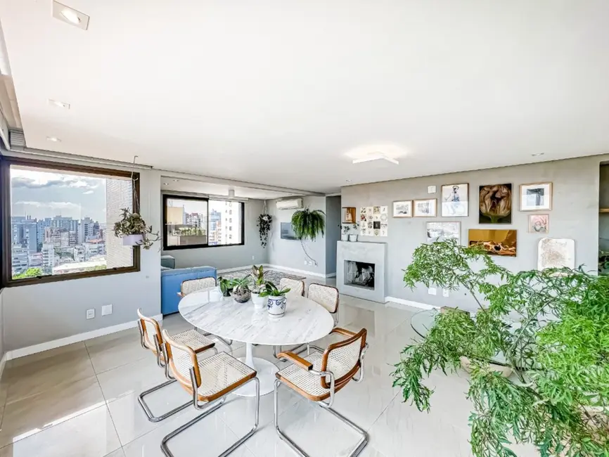 Foto 3 de Apartamento com 3 quartos à venda, 168m2 em Rio Branco, Porto Alegre - RS