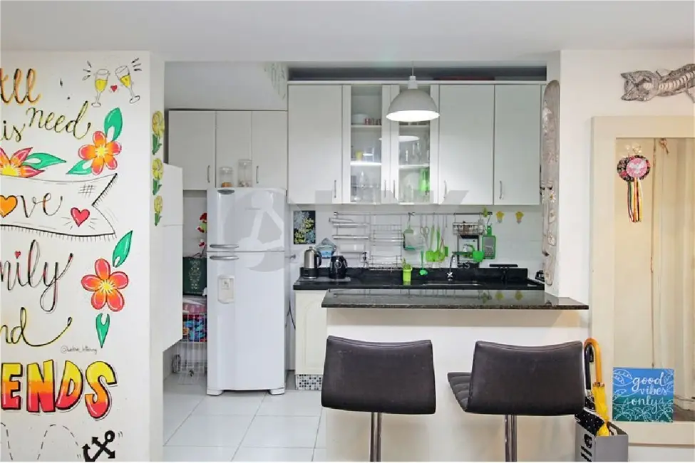 Foto 3 de Apartamento com 2 quartos à venda, 61m2 em Floresta, Porto Alegre - RS