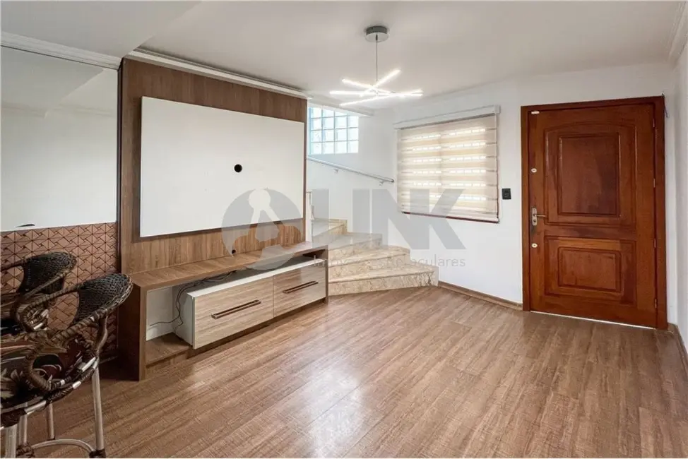 Foto 2 de Casa com 2 quartos à venda, 69m2 em Nossa Senhora das Graças, Canoas - RS