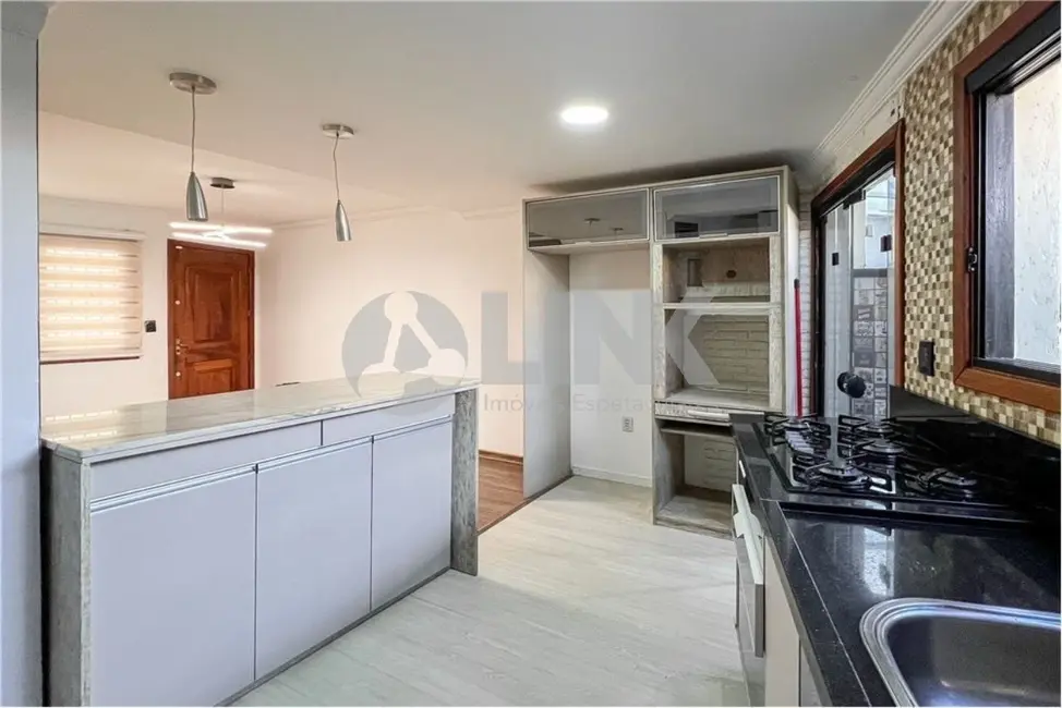 Casa com 2 quartos à venda, 69m2 em Nossa Senhora das Graças, Canoas - RS - imagem 8 Foto 8 de Casa com 2 quartos à venda, 69m2 em Nossa Senhora das Graças, Canoas - RS