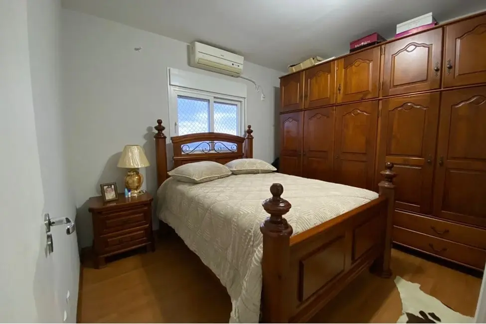 Apartamento com 3 quartos à venda, 69m2 em Marechal Rondon, Canoas - RS - imagem 4 Foto 4 de Apartamento com 3 quartos à venda, 69m2 em Marechal Rondon, Canoas - RS