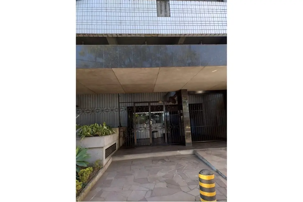Loja à venda, 24m2 em Petrópolis, Porto Alegre - RS - imagem 3 Foto 3 de Loja à venda, 24m2 em Petrópolis, Porto Alegre - RS