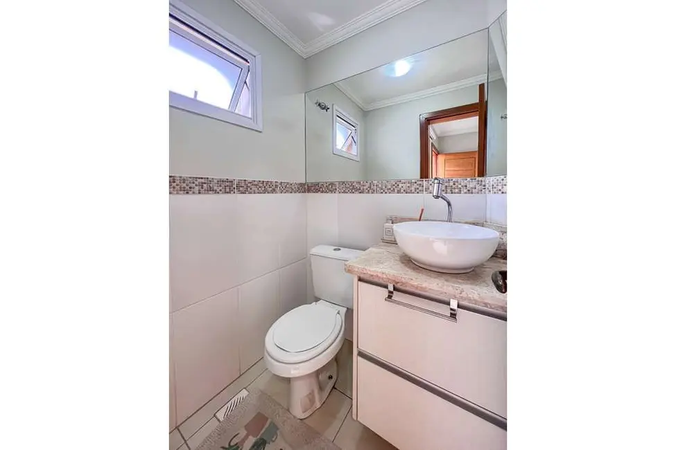 Casa com 2 quartos à venda, 108m2 em São José, Canoas - RS - imagem 6 Foto 6 de Casa com 2 quartos à venda, 108m2 em São José, Canoas - RS