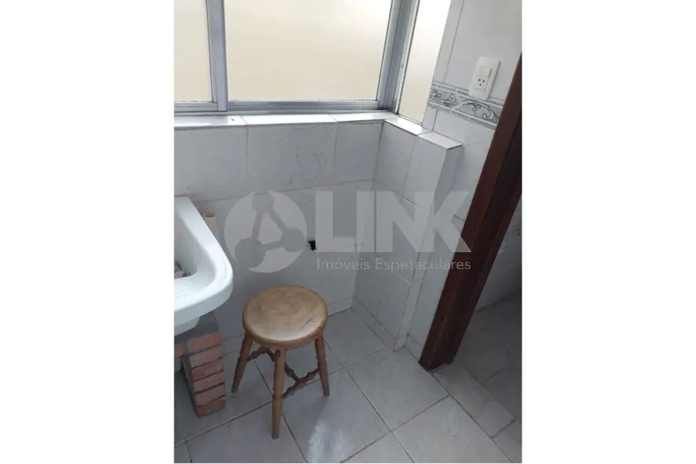 Apartamento com 3 quartos à venda, 67m2 em Rio Branco, Porto Alegre - RS - imagem 9 Foto 9 de Apartamento com 3 quartos à venda, 67m2 em Rio Branco, Porto Alegre - RS