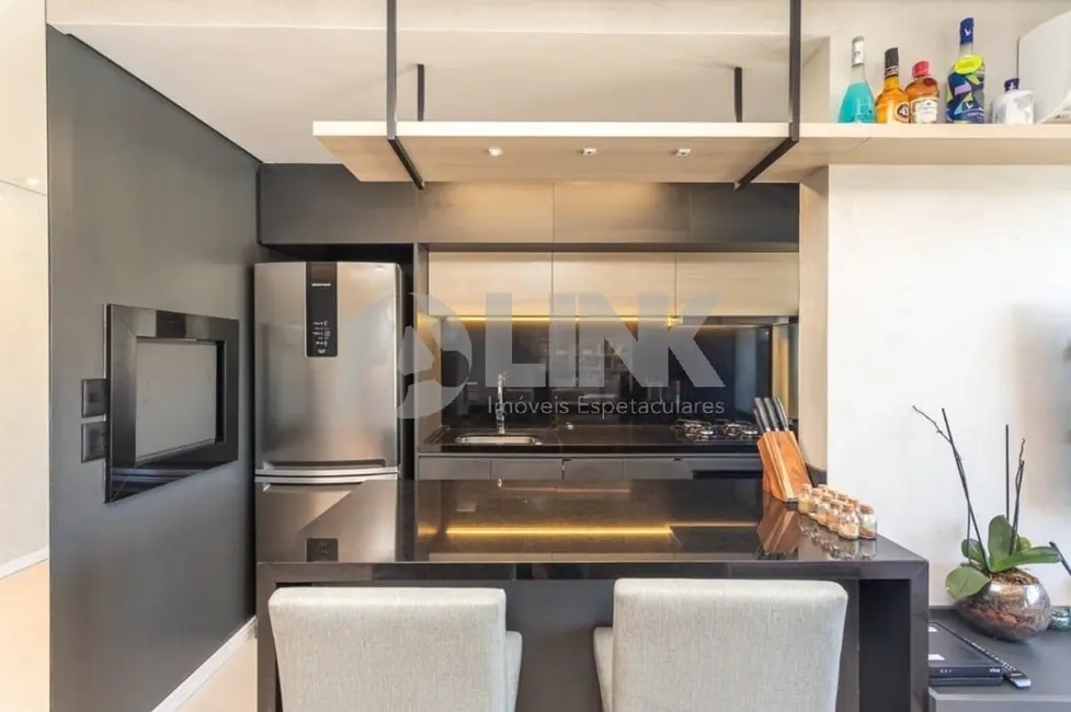 Apartamento com 2 quartos à venda, 66m2 em Higienópolis, Porto Alegre - RS - imagem 9 Foto 9 de Apartamento com 2 quartos à venda, 66m2 em Higienópolis, Porto Alegre - RS