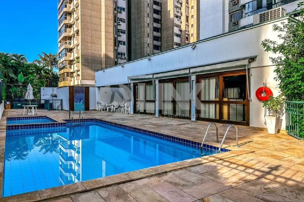 Apartamento com 3 quartos à venda, 245m2 em Bela Vista, Porto Alegre - RS - imagem 5 Foto 5 de Apartamento com 3 quartos à venda, 245m2 em Bela Vista, Porto Alegre - RS