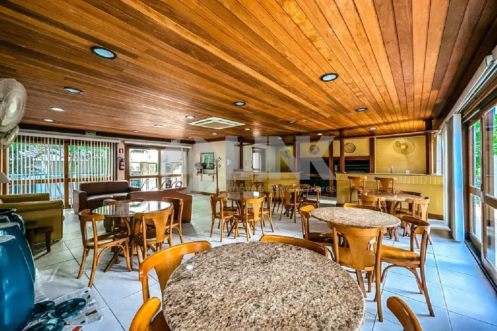 Apartamento com 3 quartos à venda, 245m2 em Bela Vista, Porto Alegre - RS - imagem 4 Foto 4 de Apartamento com 3 quartos à venda, 245m2 em Bela Vista, Porto Alegre - RS