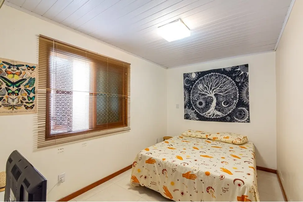 Foto 2 de Casa com 2 quartos à venda, 79m2 em São José, Canoas - RS