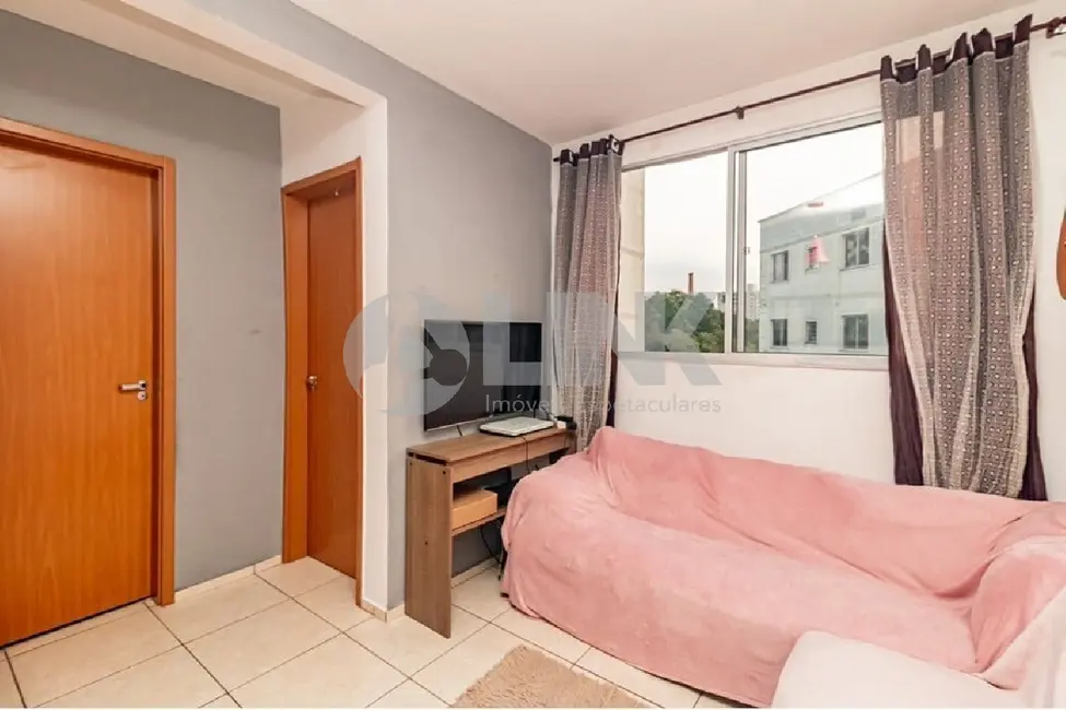 Foto 2 de Apartamento com 2 quartos à venda, 45m2 em Parque Santa Fé, Porto Alegre - RS