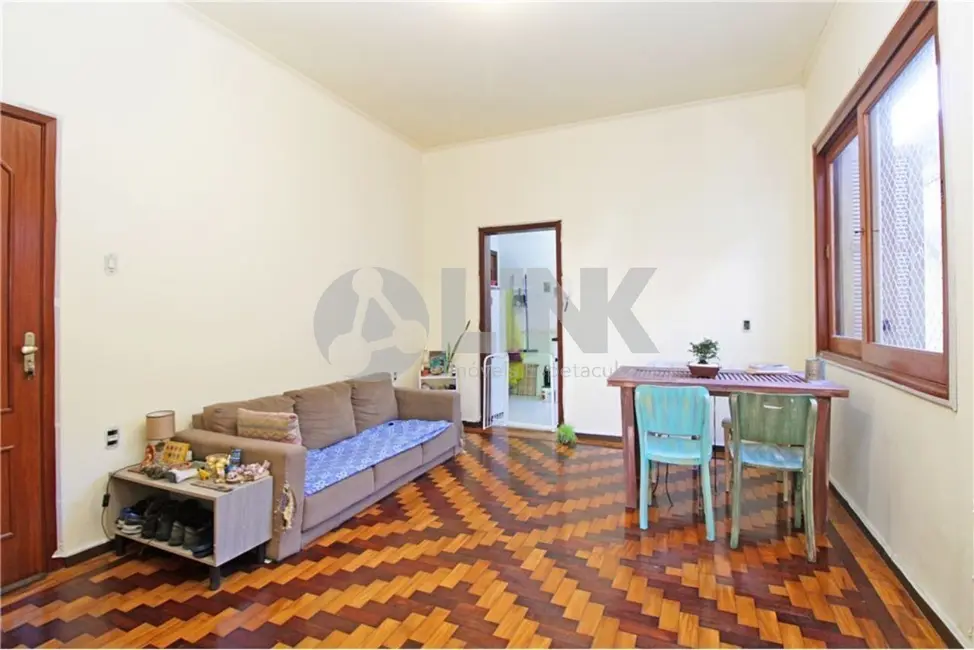 Foto 2 de Apartamento com 2 quartos à venda, 69m2 em Santo Antônio, Porto Alegre - RS