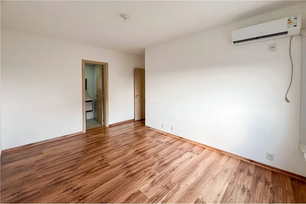 Apartamento com 2 quartos à venda, 58m2 em Igara, Canoas - RS - imagem 8 Foto 8 de Apartamento com 2 quartos à venda, 58m2 em Igara, Canoas - RS
