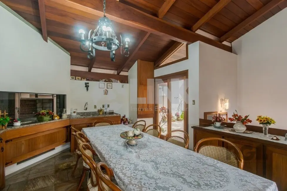 Foto 5 de Apartamento com 3 quartos à venda, 276m2 em Rio Branco, Porto Alegre - RS