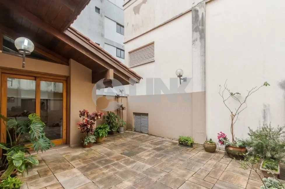 Foto 7 de Apartamento com 3 quartos à venda, 276m2 em Rio Branco, Porto Alegre - RS