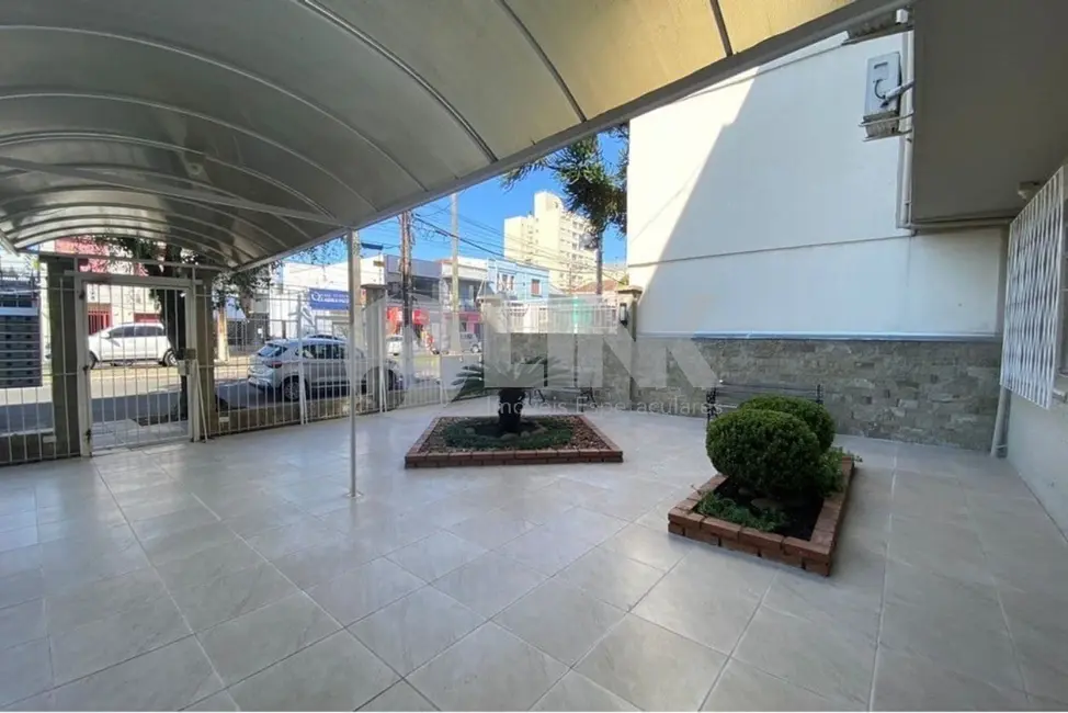 Apartamento com 1 quarto à venda, 39m2 em Menino Deus, Porto Alegre - RS - imagem 8 Foto 8 de Apartamento com 1 quarto à venda, 39m2 em Menino Deus, Porto Alegre - RS