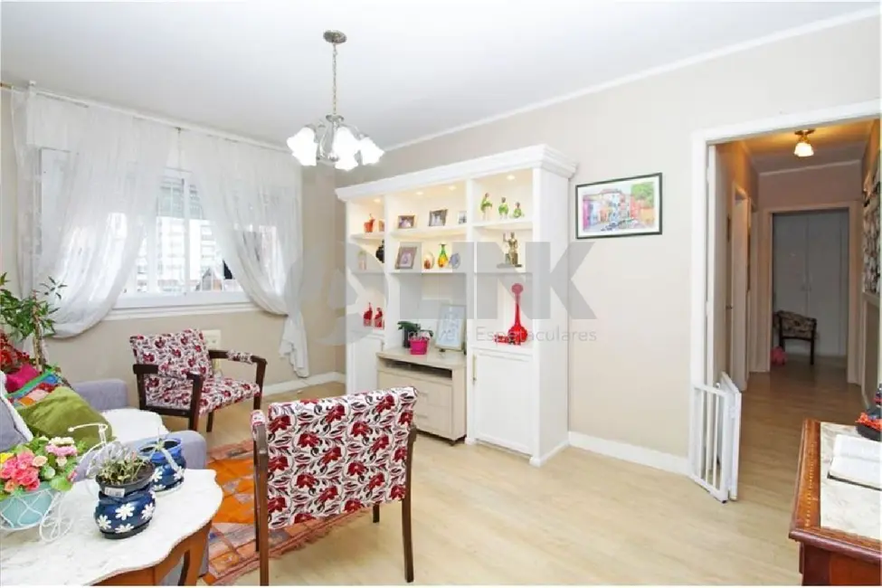 Apartamento com 3 quartos à venda, 84m2 em Menino Deus, Porto Alegre - RS - imagem 4 Foto 4 de Apartamento com 3 quartos à venda, 84m2 em Menino Deus, Porto Alegre - RS