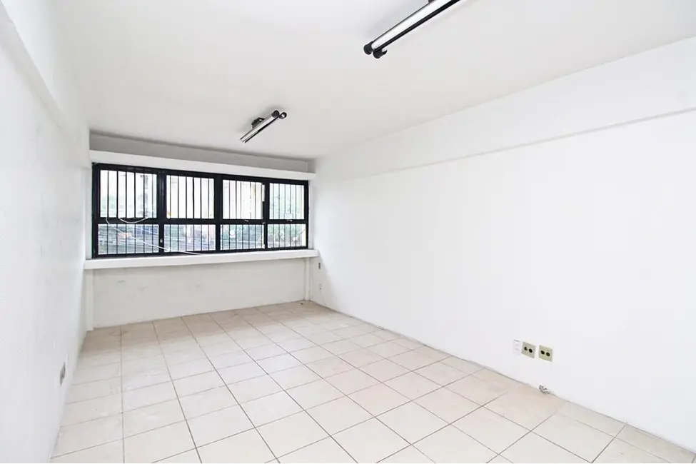 Sala Comercial à venda, 29m2 em Nonoai, Porto Alegre - RS - imagem 5 Foto 5 de Sala Comercial à venda, 29m2 em Nonoai, Porto Alegre - RS