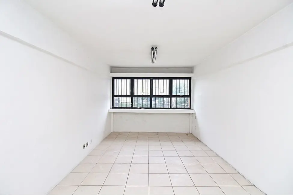 Sala Comercial à venda, 29m2 em Nonoai, Porto Alegre - RS - imagem 3 Foto 3 de Sala Comercial à venda, 29m2 em Nonoai, Porto Alegre - RS