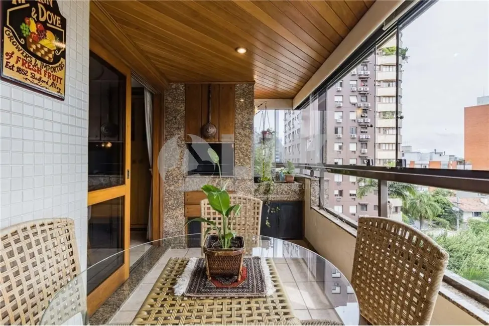Foto 8 de Apartamento com 3 quartos à venda, 167m2 em Bela Vista, Porto Alegre - RS