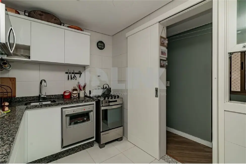 Foto 7 de Apartamento com 2 quartos à venda, 90m2 em Higienópolis, Porto Alegre - RS