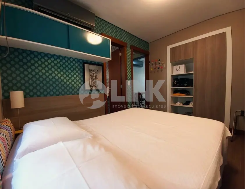 Apartamento com 2 quartos à venda, 50m2 em Moinhos de Vento, Porto Alegre - RS - imagem 7 Foto 7 de Apartamento com 2 quartos à venda, 50m2 em Moinhos de Vento, Porto Alegre - RS
