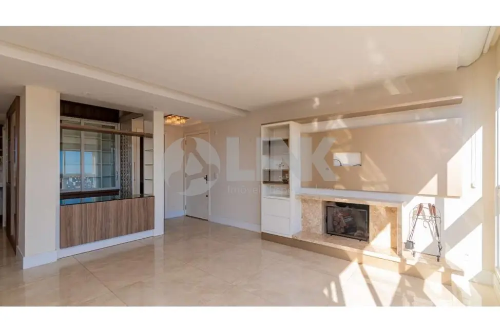 Apartamento com 3 quartos à venda, 126m2 em Petrópolis, Porto Alegre - RS - imagem 8 Foto 8 de Apartamento com 3 quartos à venda, 126m2 em Petrópolis, Porto Alegre - RS