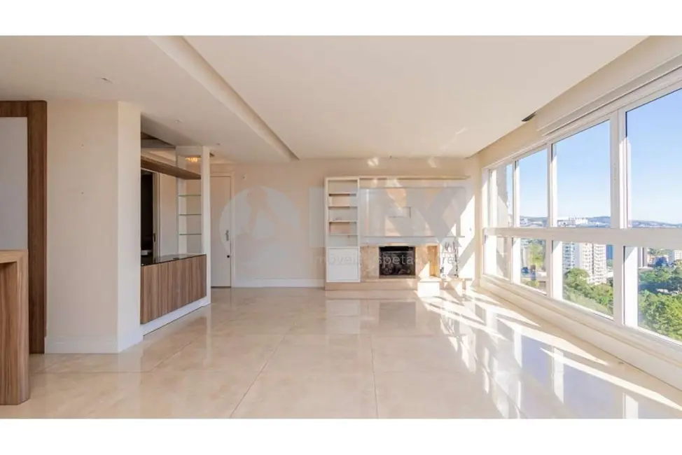 Apartamento com 3 quartos à venda, 126m2 em Petrópolis, Porto Alegre - RS - imagem 2 Foto 2 de Apartamento com 3 quartos à venda, 126m2 em Petrópolis, Porto Alegre - RS