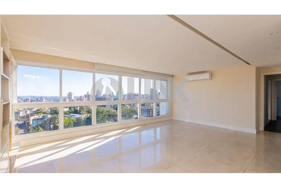 Apartamento com 3 quartos à venda, 126m2 em Petrópolis, Porto Alegre - RS - imagem 3 Foto 3 de Apartamento com 3 quartos à venda, 126m2 em Petrópolis, Porto Alegre - RS