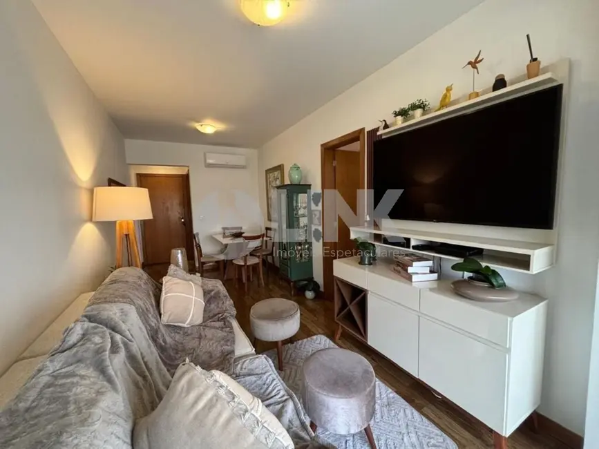 Foto 4 de Apartamento com 3 quartos à venda, 84m2 em Boa Vista, Porto Alegre - RS