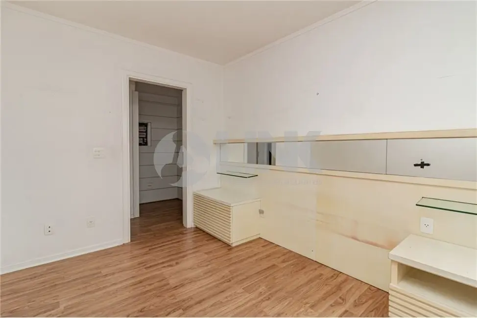 Foto 9 de Apartamento com 3 quartos à venda, 103m2 em Mont Serrat, Porto Alegre - RS