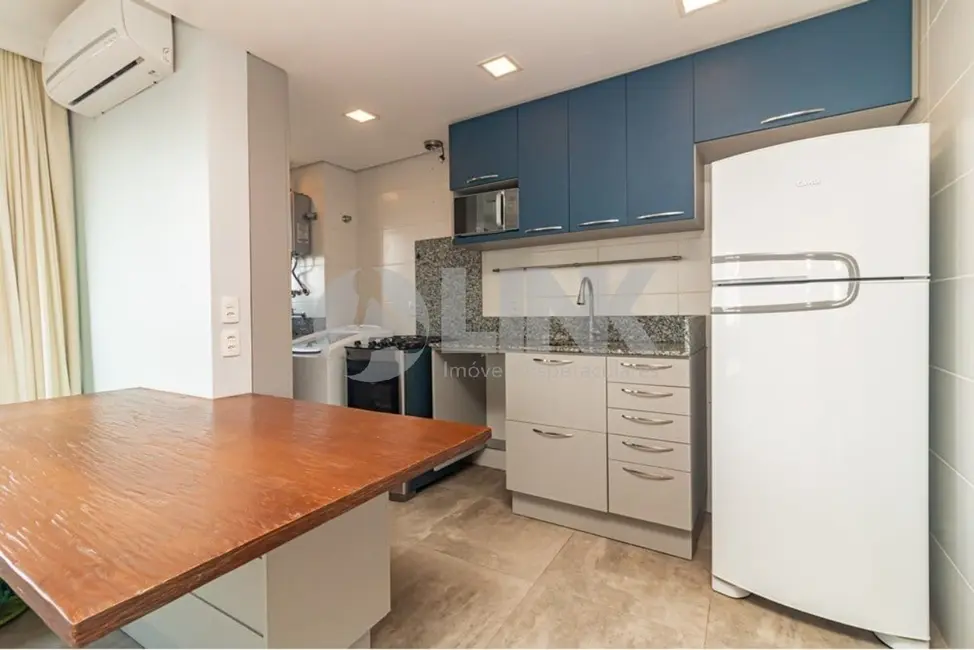 Apartamento com 3 quartos à venda, 70m2 em Passo da Areia, Porto Alegre - RS - imagem 6 Foto 6 de Apartamento com 3 quartos à venda, 70m2 em Passo da Areia, Porto Alegre - RS
