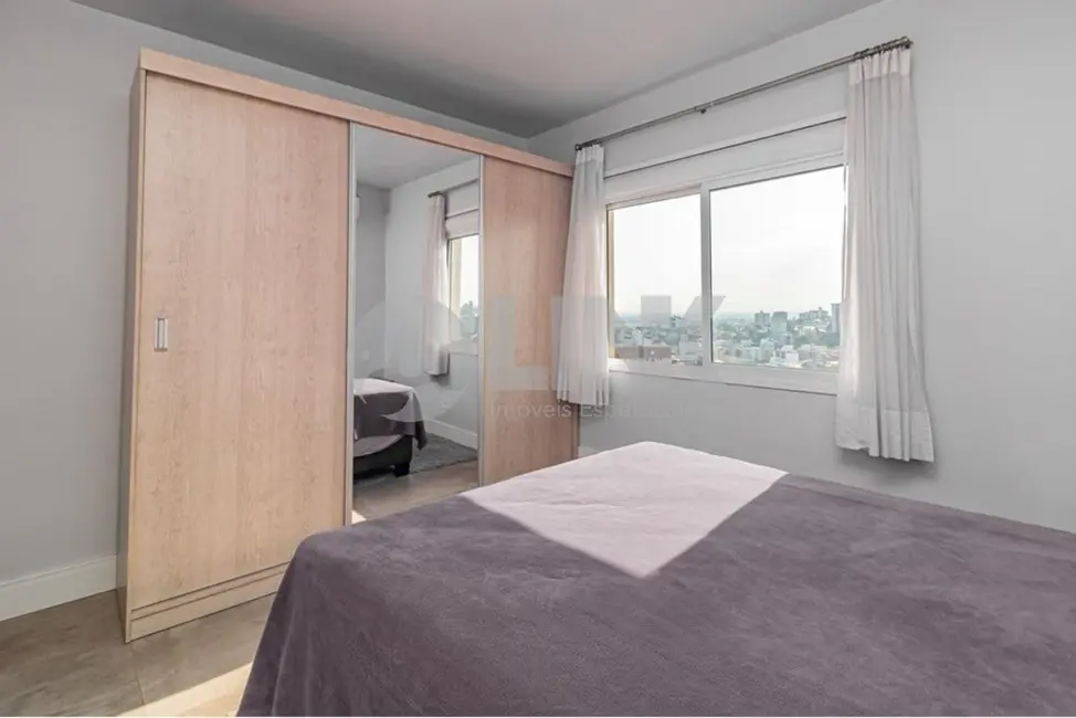 Apartamento com 3 quartos à venda, 70m2 em Passo da Areia, Porto Alegre - RS - imagem 8 Foto 8 de Apartamento com 3 quartos à venda, 70m2 em Passo da Areia, Porto Alegre - RS