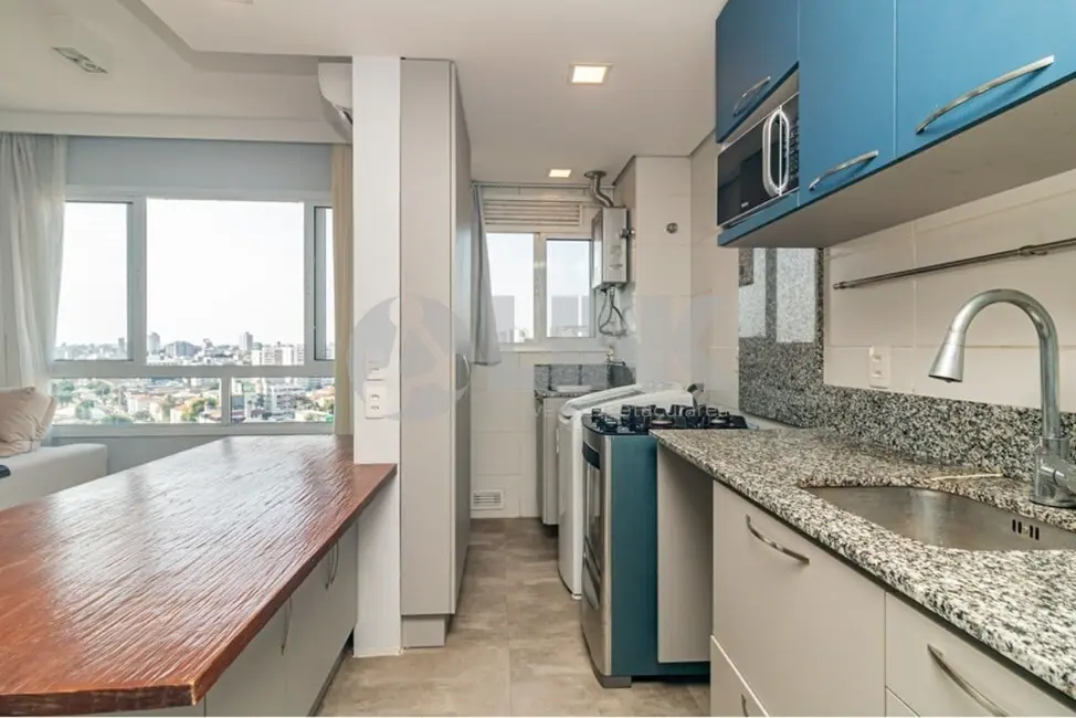 Apartamento com 3 quartos à venda, 70m2 em Passo da Areia, Porto Alegre - RS - imagem 5 Foto 5 de Apartamento com 3 quartos à venda, 70m2 em Passo da Areia, Porto Alegre - RS