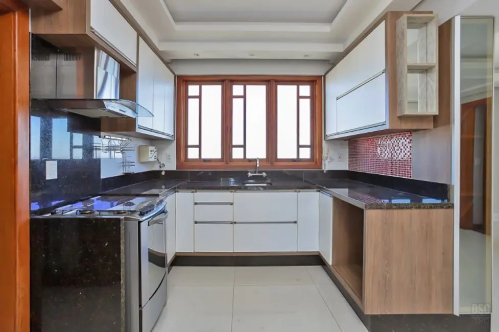Apartamento com 4 quartos à venda, 235m2 em Centro, Canoas - RS - imagem 8 Foto 8 de Apartamento com 4 quartos à venda, 235m2 em Centro, Canoas - RS