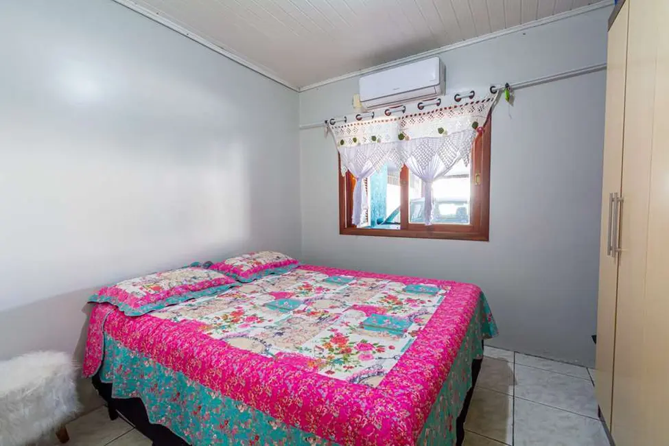 Casa com 3 quartos à venda, 63m2 em São José, Canoas - RS - imagem 8 Foto 8 de Casa com 3 quartos à venda, 63m2 em São José, Canoas - RS