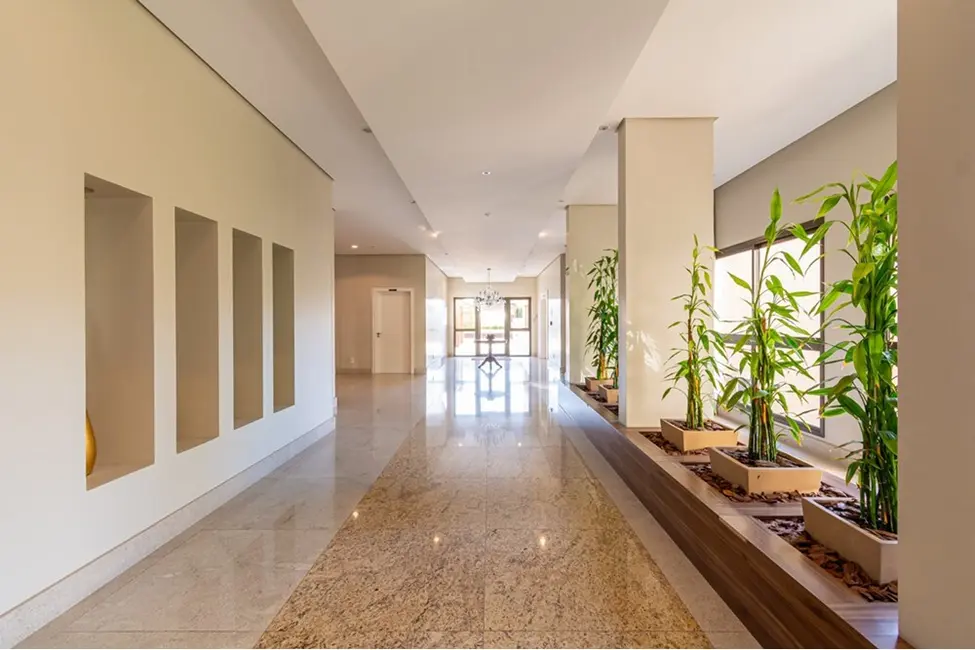 Apartamento com 3 quartos à venda, 166m2 em Centro, Canoas - RS - imagem 8 Foto 8 de Apartamento com 3 quartos à venda, 166m2 em Centro, Canoas - RS