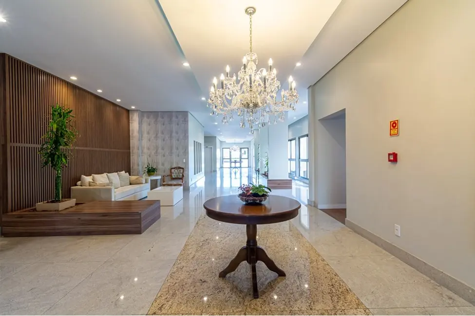 Apartamento com 3 quartos à venda, 166m2 em Centro, Canoas - RS - imagem 7 Foto 7 de Apartamento com 3 quartos à venda, 166m2 em Centro, Canoas - RS