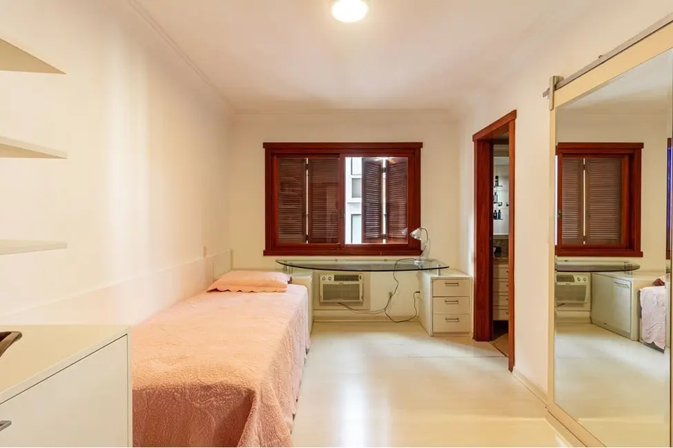Foto 3 de Apartamento com 4 quartos à venda, 279m2 em Petrópolis, Porto Alegre - RS